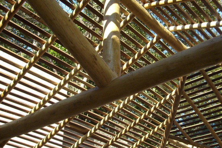 eucalipto-estrutura-telhado-a-usina-arauc-ria